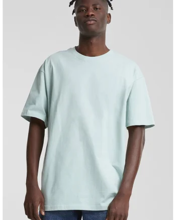 Tricou supradimensionat cu maneci cazute