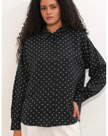 Camasa  supradimensionata cu buline, neagra/alba, din crep, maneci lungi, casual,