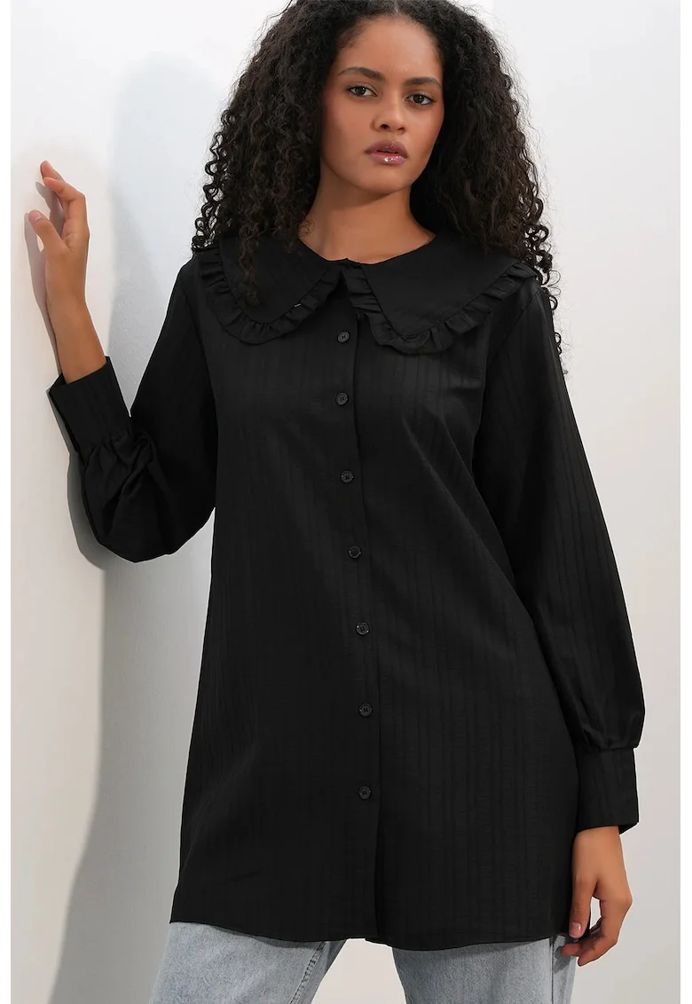 Camasa  lunga, regular fit, cu detalii volanase, neagra, poliester-elastan