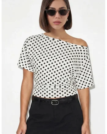 Tricou dama,  supradimensionata, buline, alb prafuit, poliester-elastan