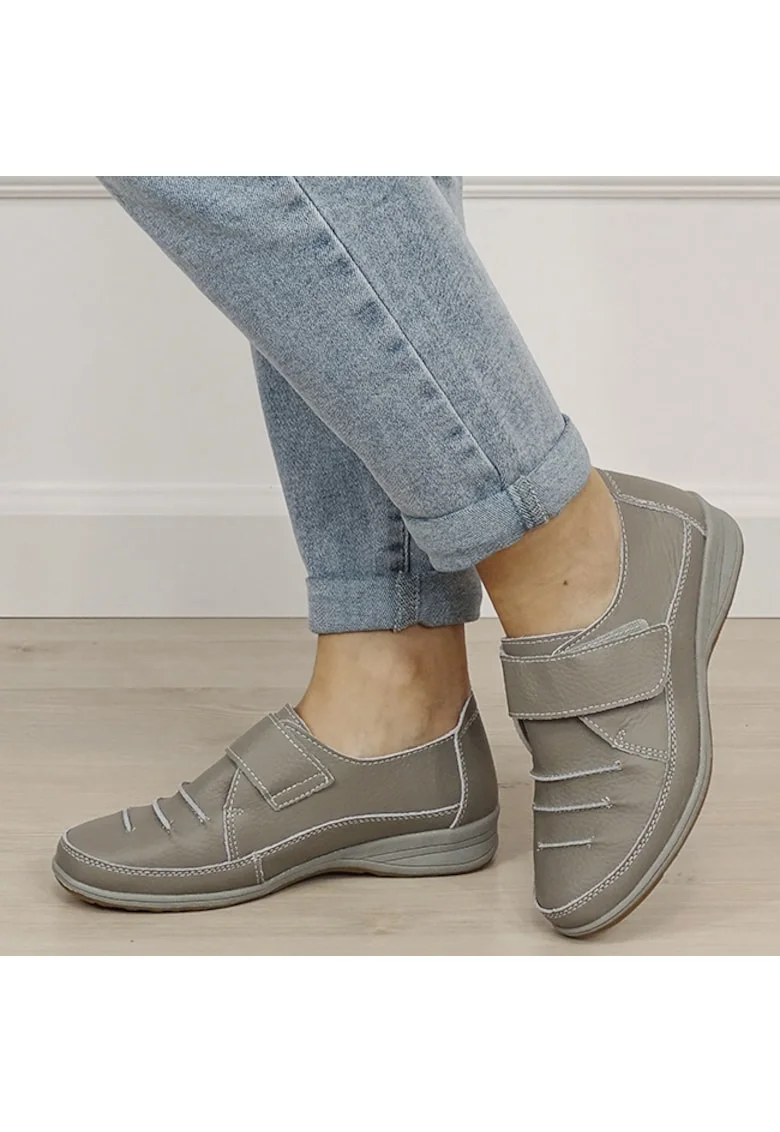 Mocasini gri din piele naturala 5085. M3 19290, Gri