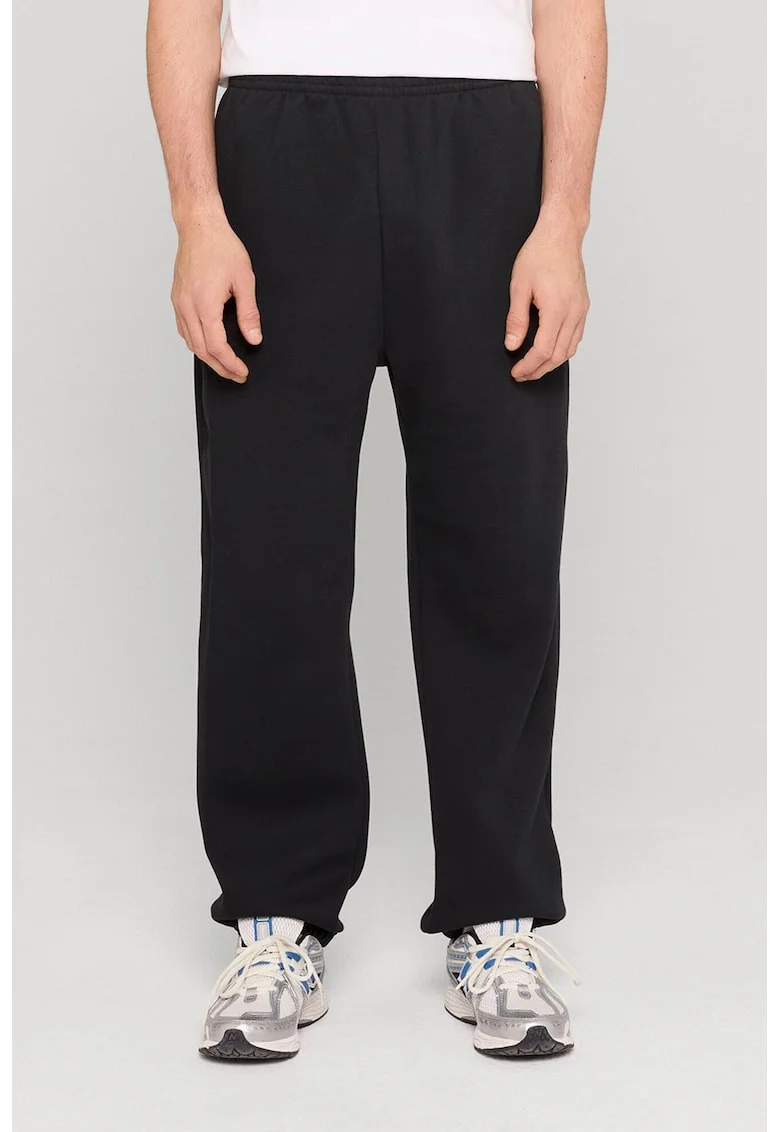 Pantaloni de trening cu croiala relaxed-fit si buzunare, Negru