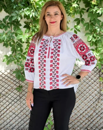 Ie Traditionala Constantina 7