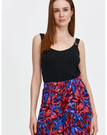 Top uni cu margele, Negru