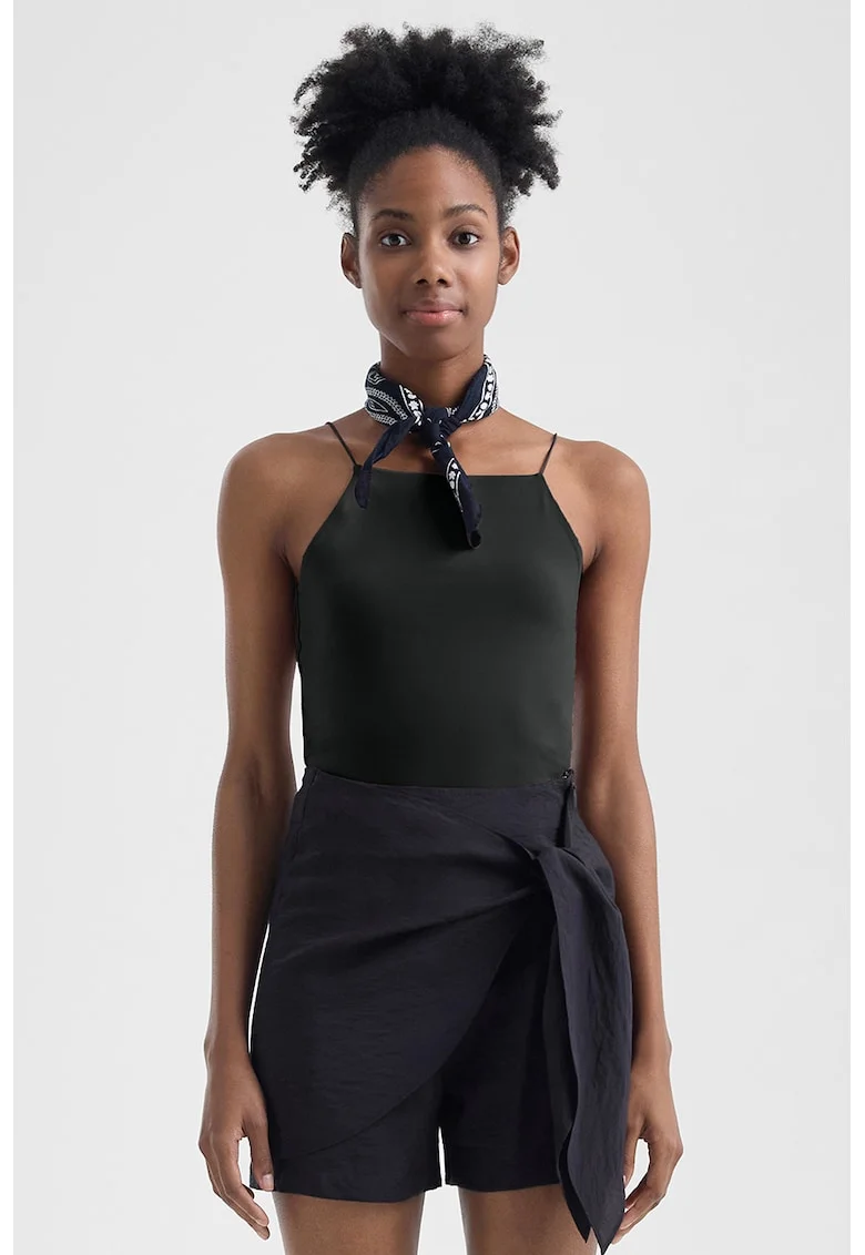 Top crop cu decolteu patrat, Negru
