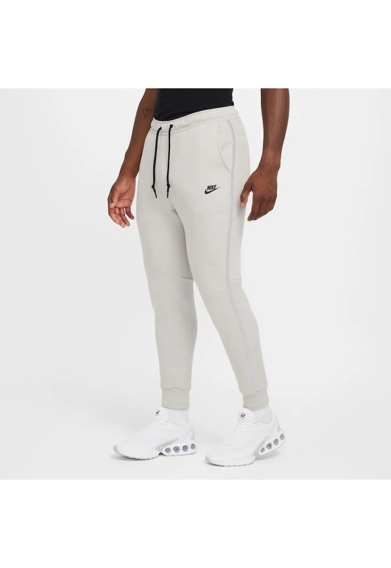 Pantaloni M  Tech Ssnl Tech Fleece + Jggr 479