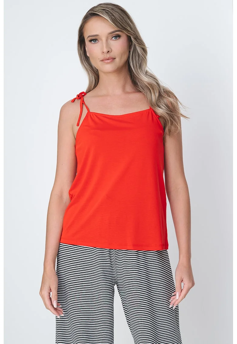 Top uni Canora, Rosu