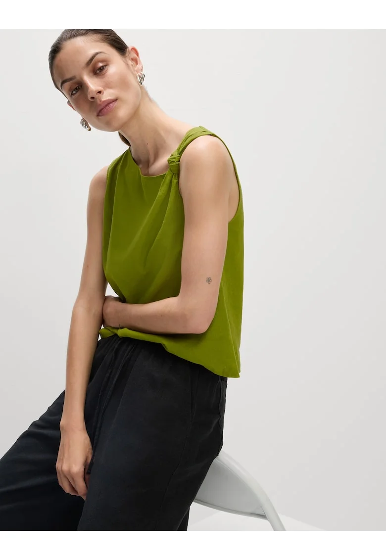 Top cu detaliu nod, Verde fistic