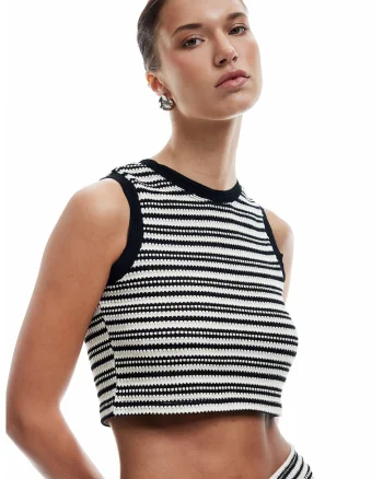 Top crop crosetat, Negru/Alb murdar