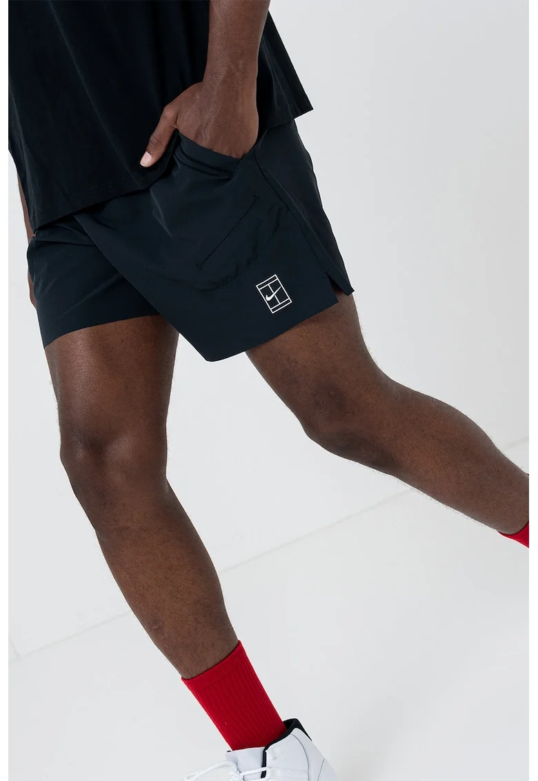 Pantaloni scurti cu banda elastica in talie si buzunare laterale, Negru