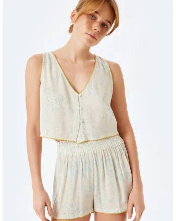 Top cu model floral si decolteu in V, Albastru deschis/Bej deschis