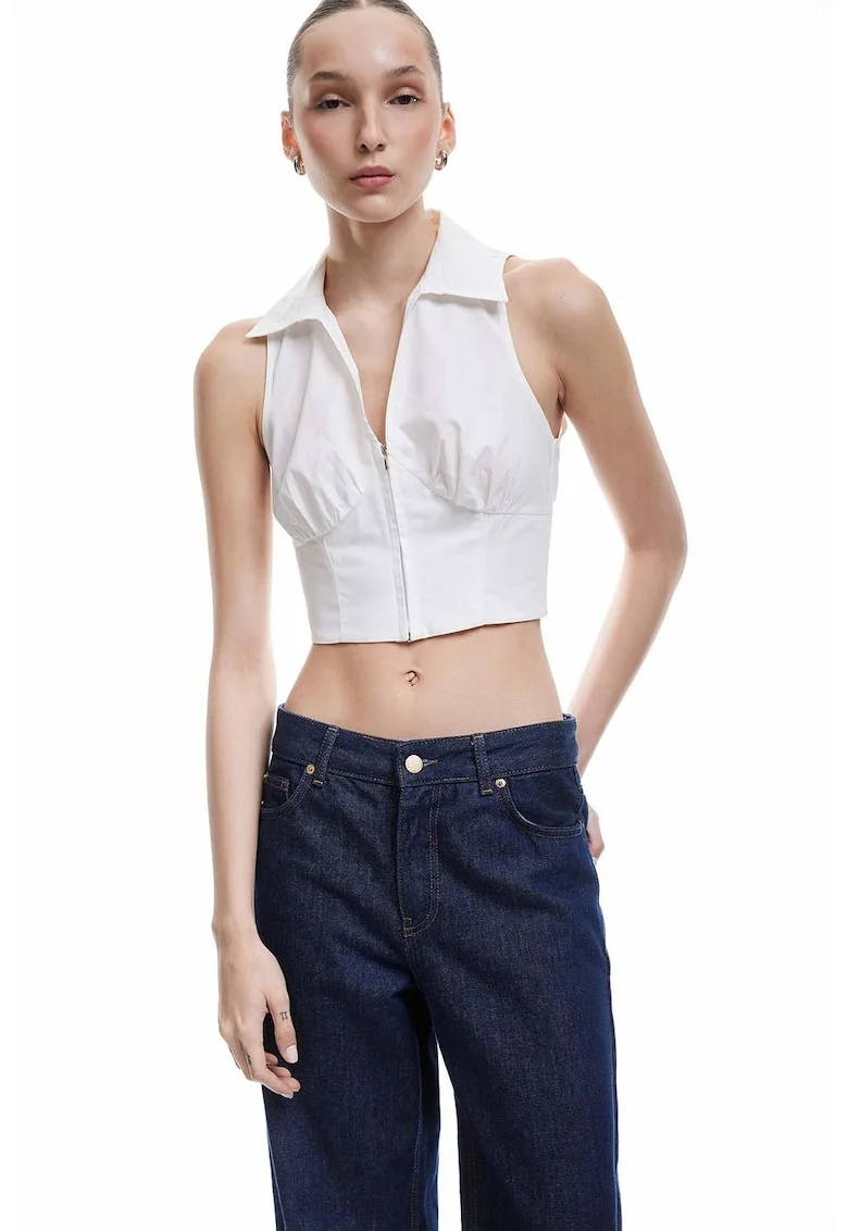 Top crop cu guler ascutit si fermoar, Alb