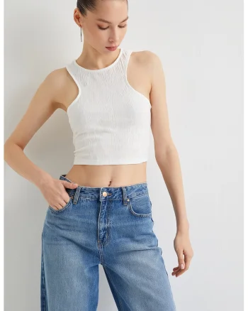 Top crop slim fit, Alb murdar