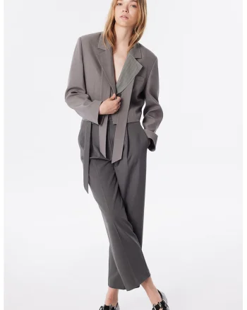 Jacheta crop lejera cu revere decupate, Gri deschis