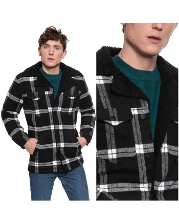 Jacheta De Iarna,  Wrange Coat, De