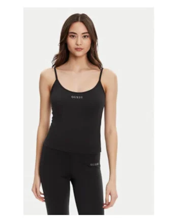 Top din material elastic cu logo metalic si decolteu rotund