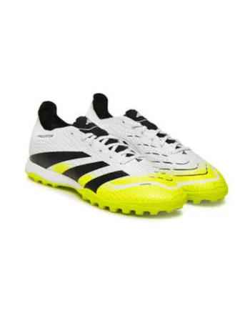 Pantofi cu crampoane pentru fotbal