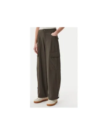 Pantaloni barrel cu buzunare laterale