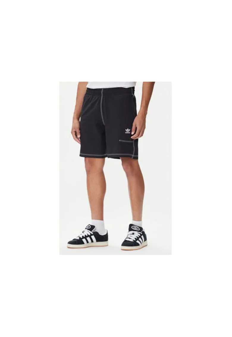 Pantaloni scurti de trening din poliester cu model grafic