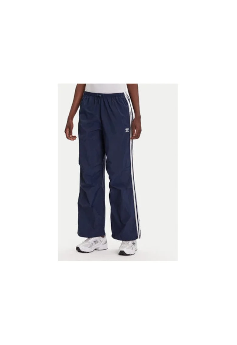 Pantaloni de trening din amestec de poliamida cu snur in talie si logo discret