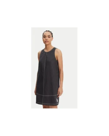Rochie lejera cu decolteu rotund