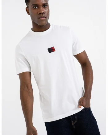 Tricou slim fit cu decolteu la baza gatului Danotie, Alb/Negru/Rosu inchis