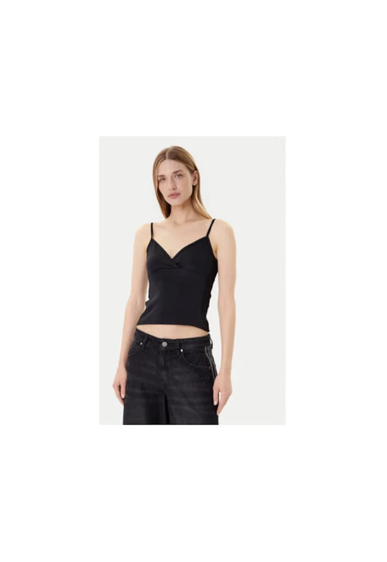 Top crop lifestyle