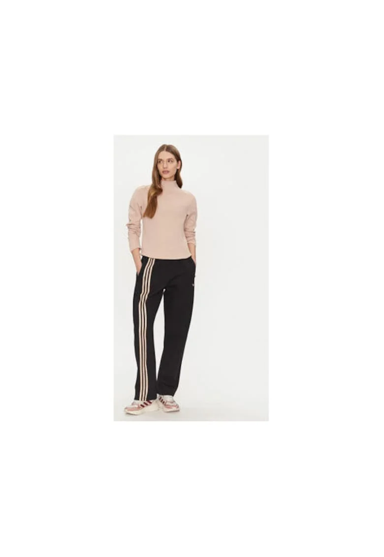 Pantaloni de trening lejeri  cu model in dungi