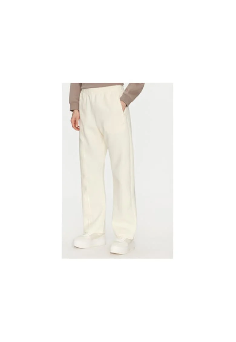 Pantaloni de trening, Alb