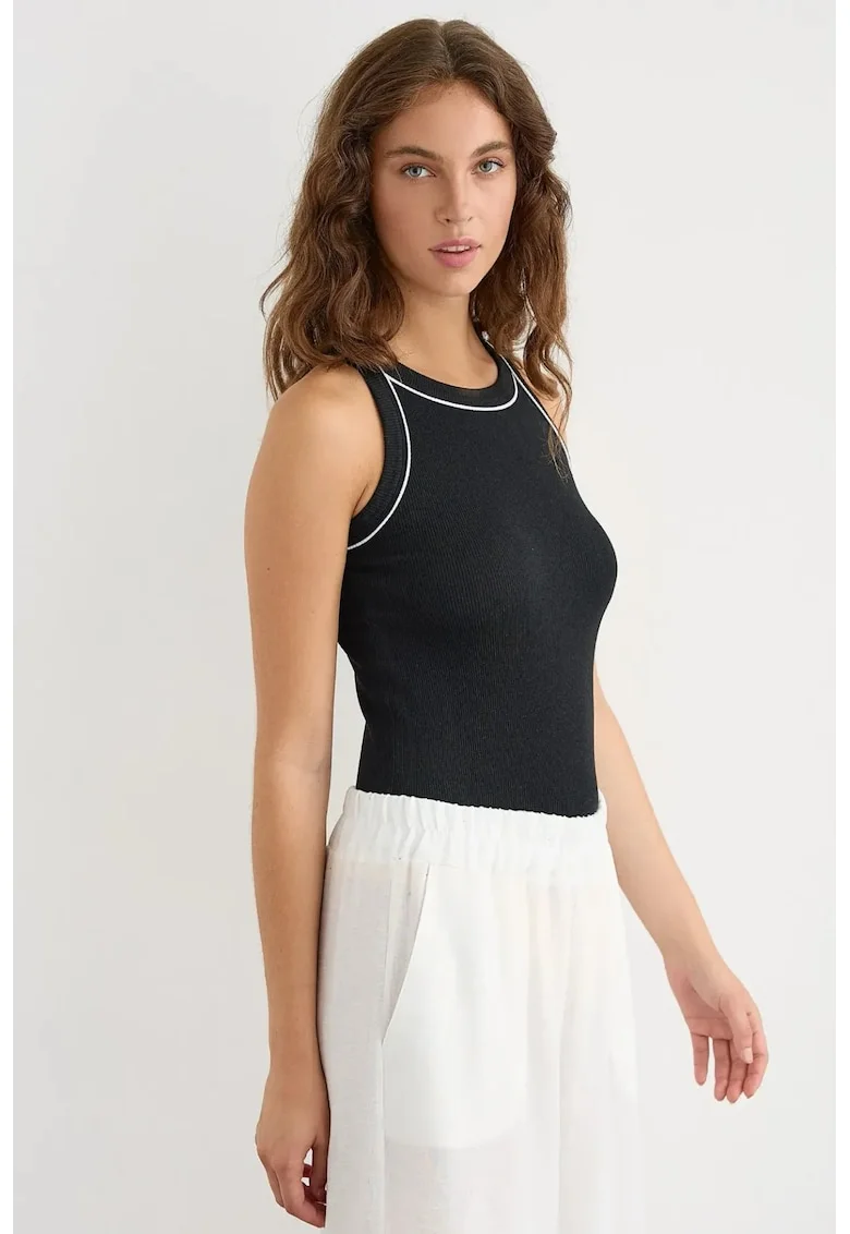 Maiou tricotat  negru, Negru