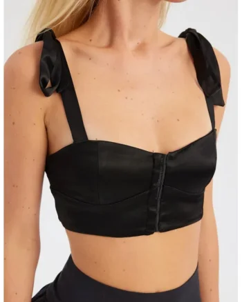 Top scurt,  decolteu in forma de inima, negru, textil