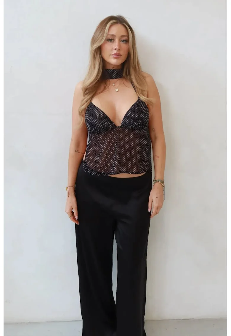 Top Gabrielle cu guler halter