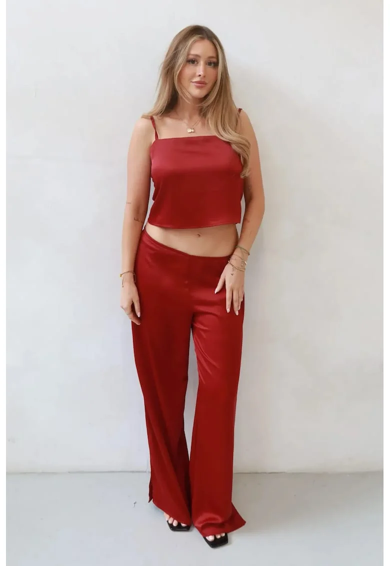 Maiou dama,  Top Ana, guler patrat, rosu, satin