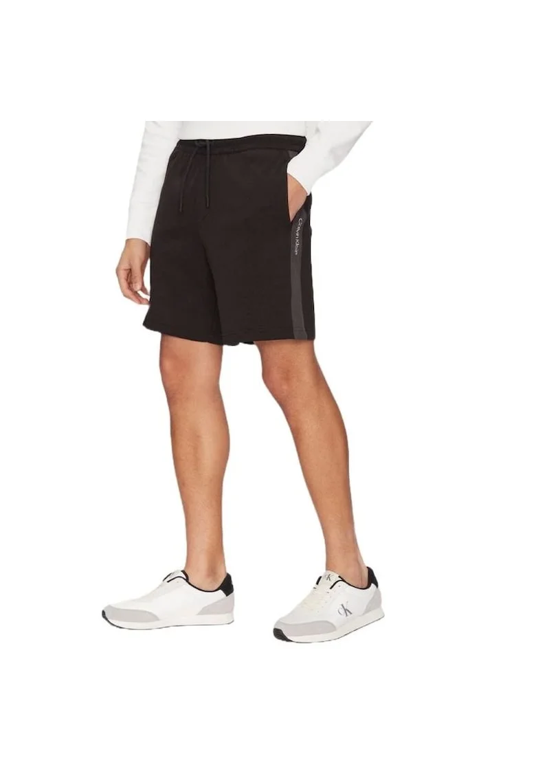 Sort  LOGO TAPE SHORT-J30J327246-BEH