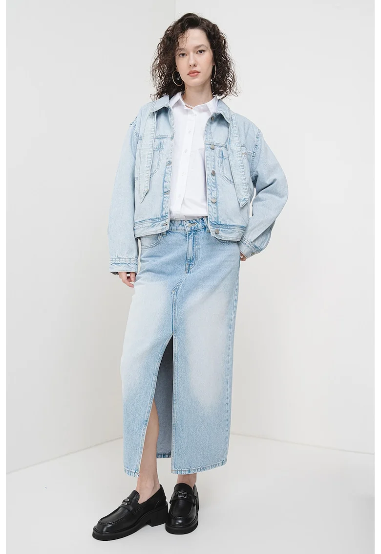 Jacheta crop de denim, Albastru