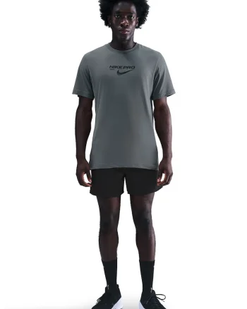 Tricou cu tehnologie Dri-FIT, pentru antrenament, Gri inchis