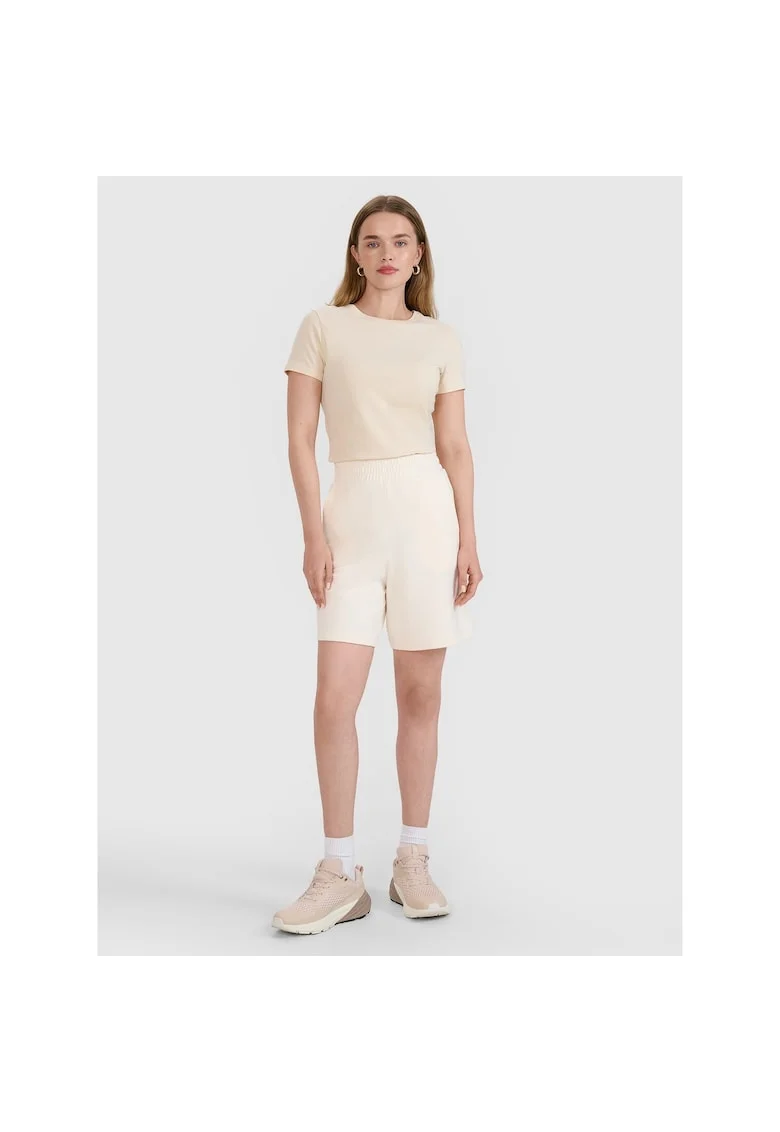 Pantaloni scurti sport  bej, bumbac si poliester, croiala confortabila, pentru femei