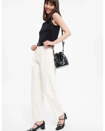Top din amestec de viscoza cu model uni, Negru