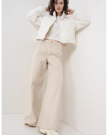 Jacheta bufanta crop cu guler, Alb fildes
