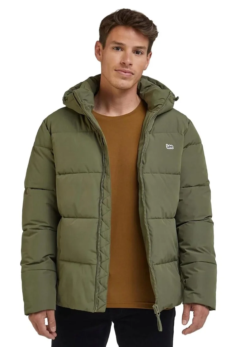 Jacheta puffer  verde masliniu, poliester, cu gluga, doua buzunare cu fermoar,