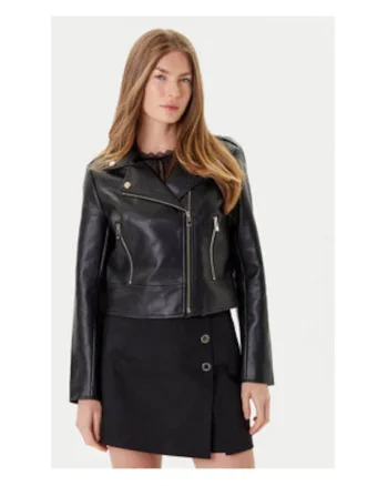 Jacheta dama  neagra, Negru
