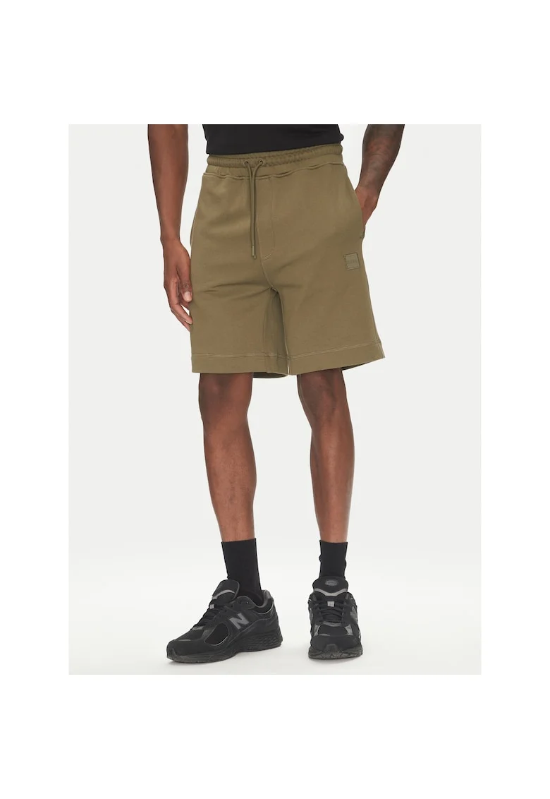 Pantaloni sport barbati  verde masliniu, material respirabil