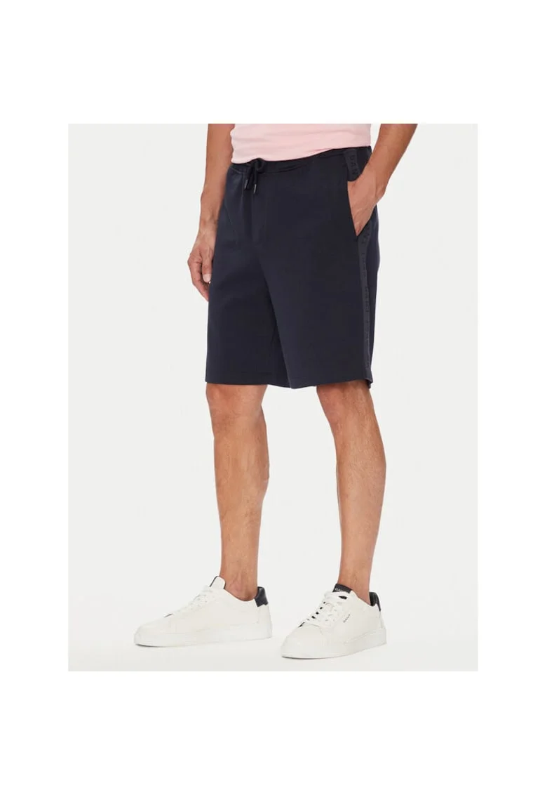 Pantaloni sport barbati  bleumarin, scurti