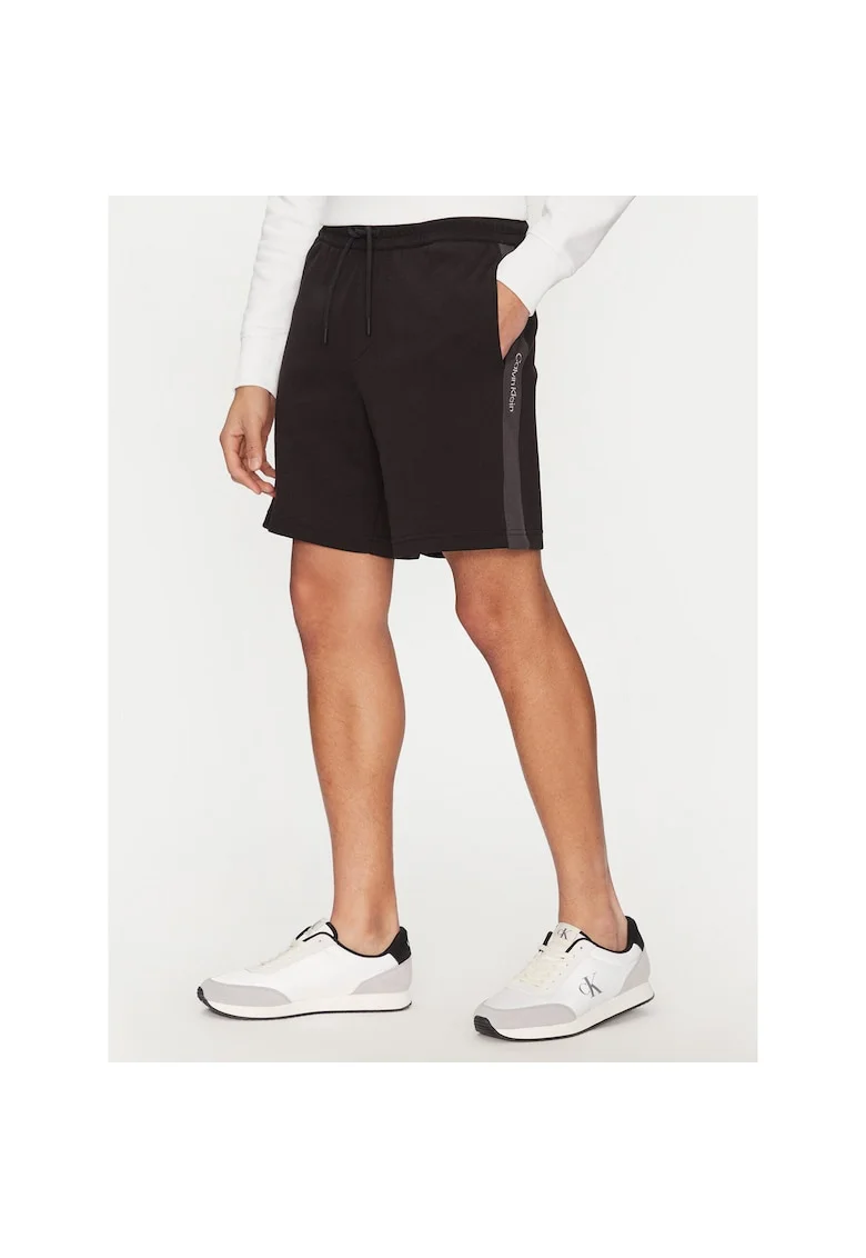 Pantaloni scurti barbati  negru