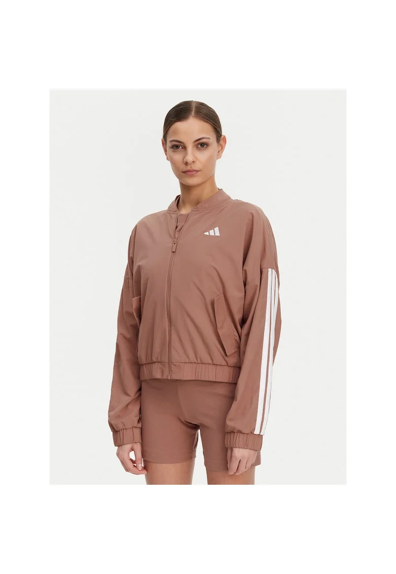 Jacheta dama  roz, sport