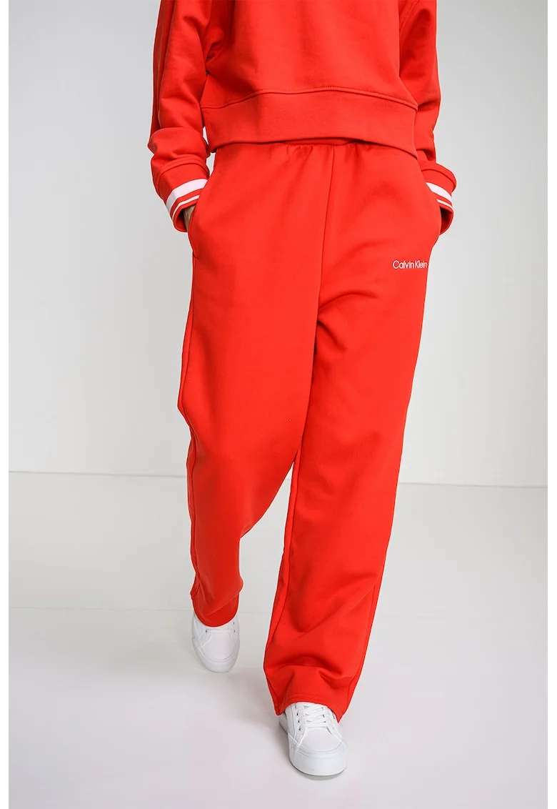 Pantaloni de trening din amestec de bumbac cu croiala ampla, Rosu