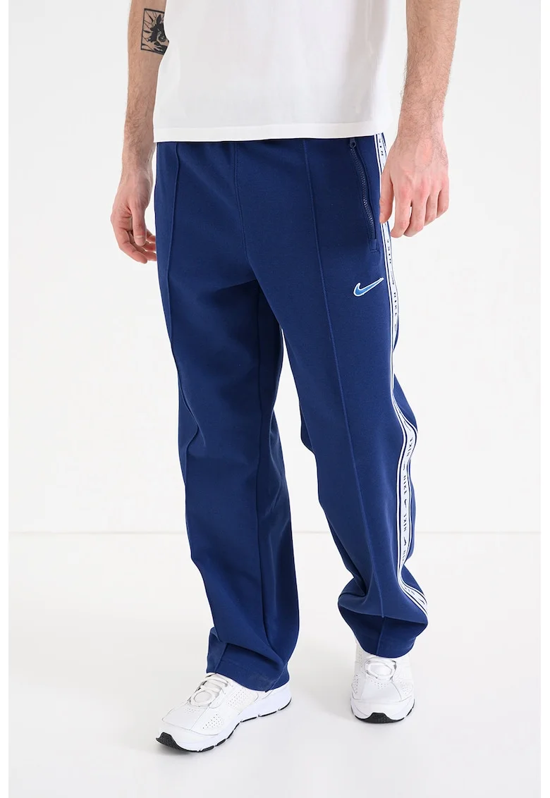 Pantaloni de trening cu banda logo si buzunare cu fermoar, Bleumarin