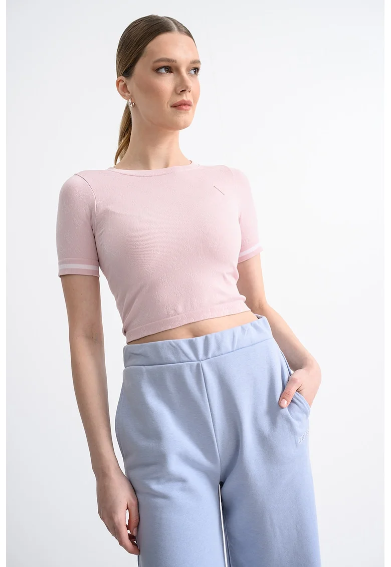 Tricou crop cu decolteu la baza gatului, Roz pastel