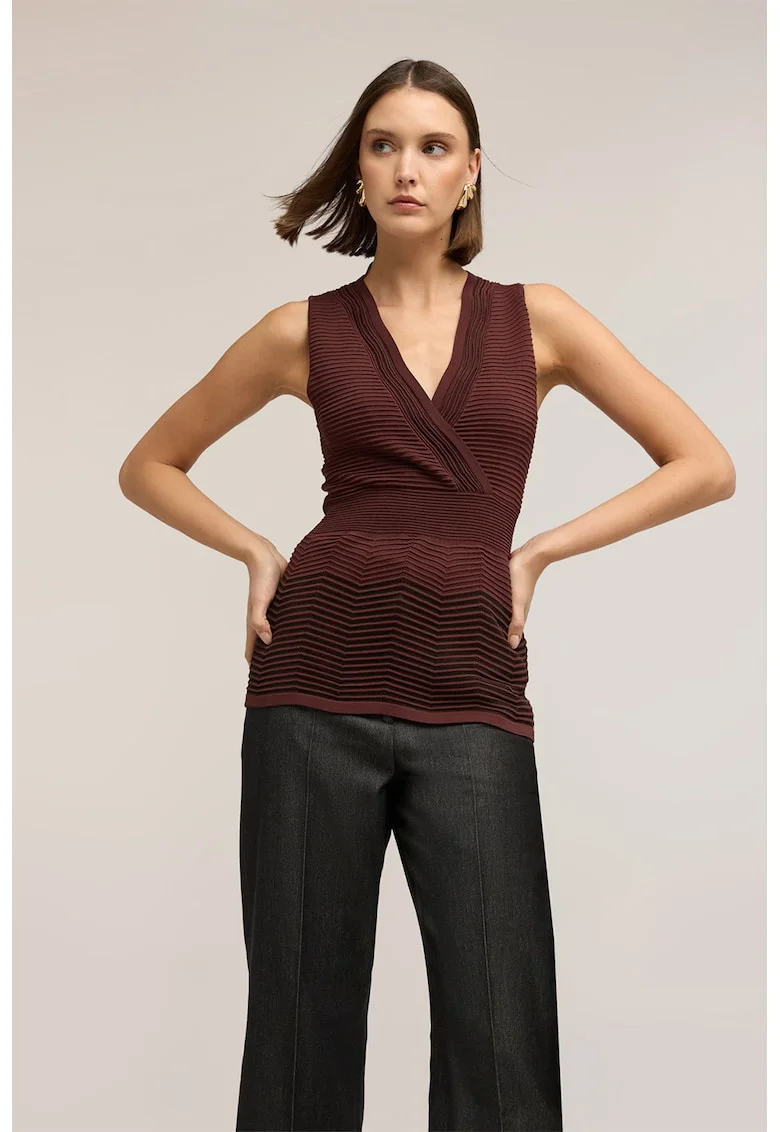 Pulover texturat cu decolteu in V, Maro cognac