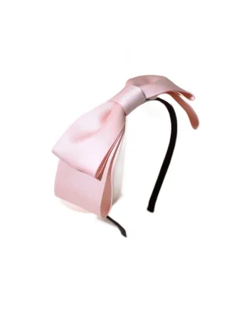 Bentita Princess Roz Pudrat cu Funda Satinata – Accesoriu Elegant pentru Fetite, Confortabil si Delicat, Ideal pentru Ocazii Speciale si Zilnice